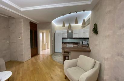 იყიდება ახალი გარემონტებული 2 ოთახიანი ბინა